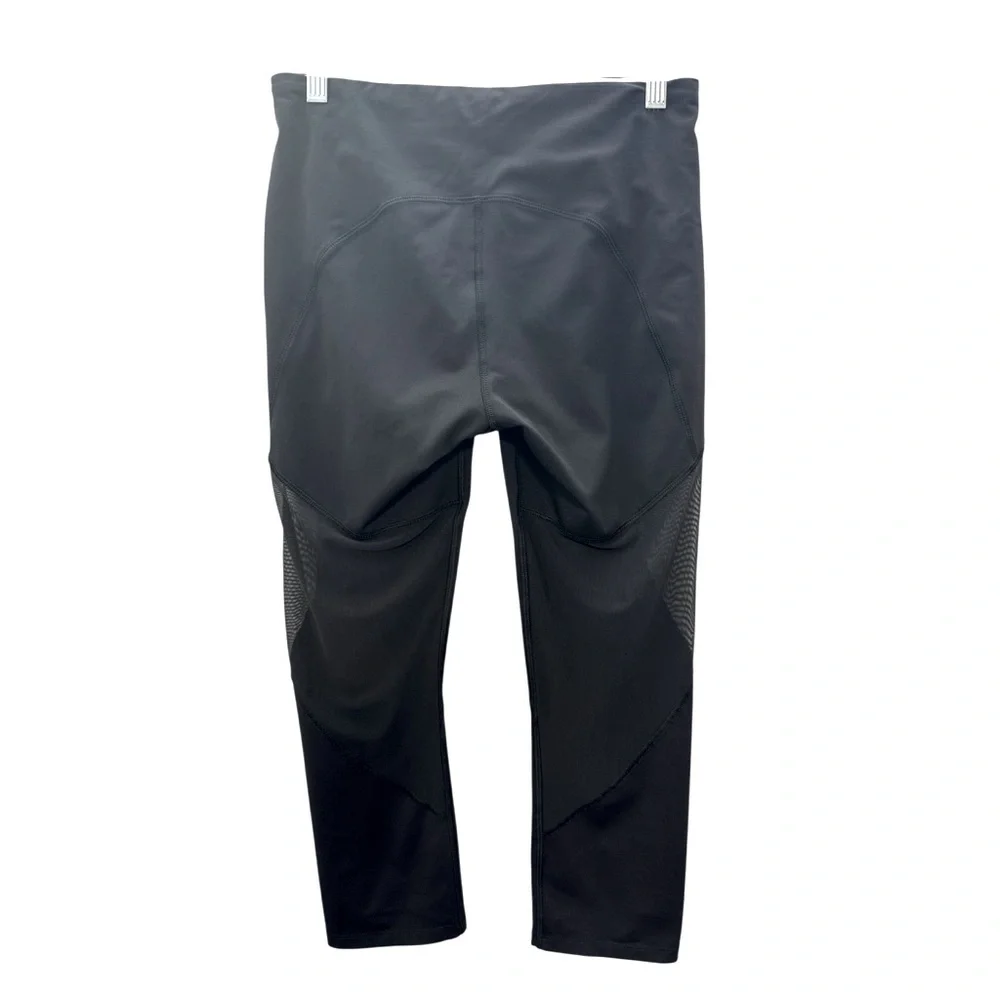 LULULEMON athletica Black Crop Leggings - Picture 5 of 8